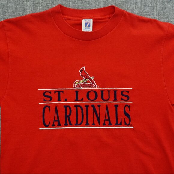 Vintage 90's St. Louis Cardinals T-Shirt Size Medium Red Embroidered Logo 7 Tee - Picture 1 of 8